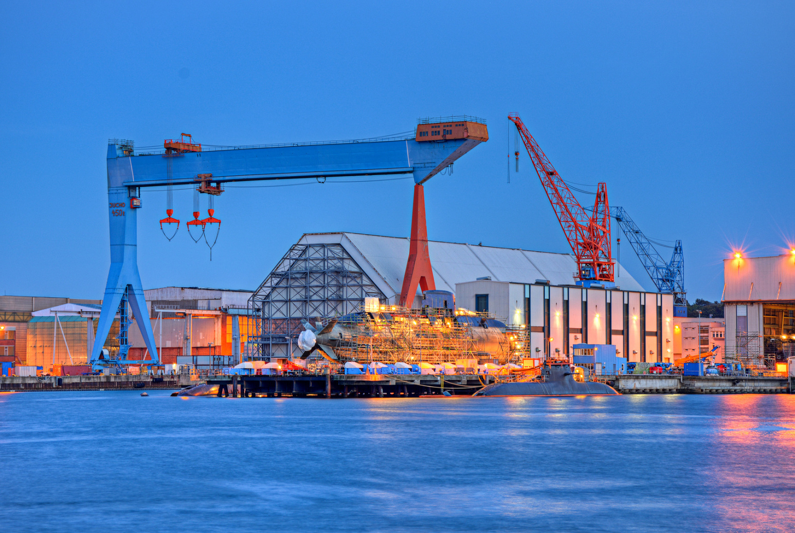 Werft in Kiel; Wirtschaftsdetektiv Kiel, Wirtschaftsdetektei Schleswig-Holstein, Detektiv